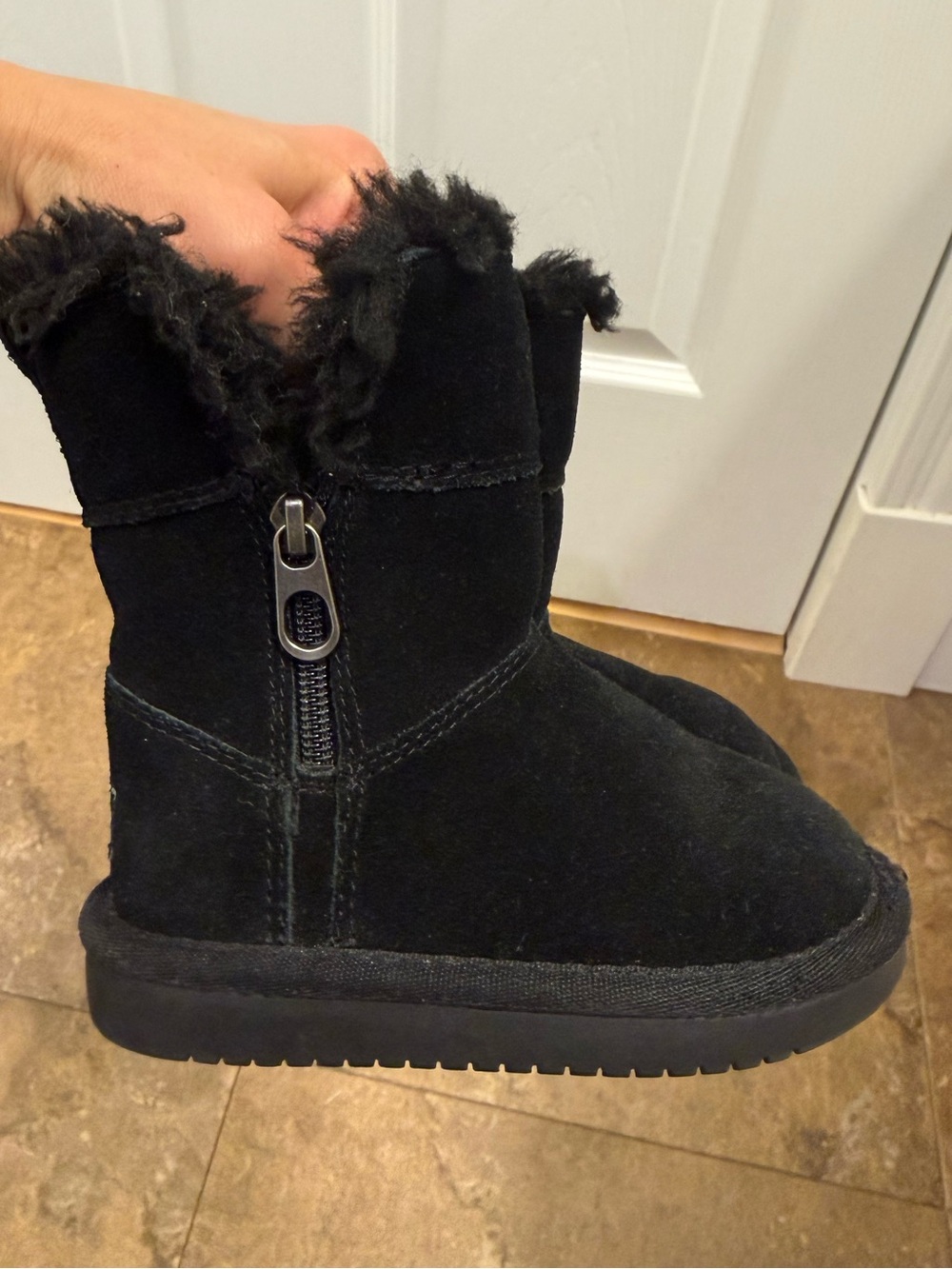 Ugg Black Half Zipper Toddler 7c Boots- Fall, Winter, Halloween, Autumn